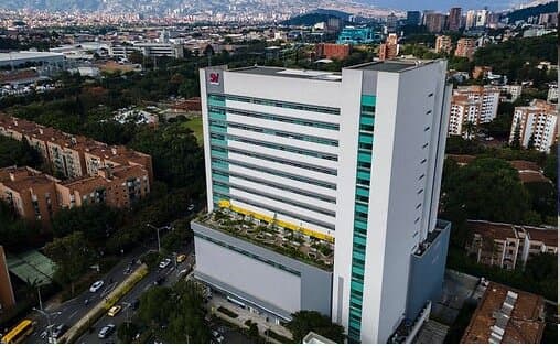 Aerial view of Q2 Sur surgical facility in Medellín
