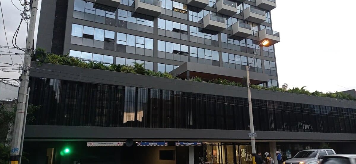 Eternal Plastic Surgery consultation office in Medellín